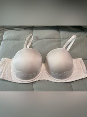 Torrid Strapless Push-up Bra with Straps Size 44C
